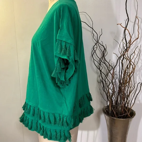 For the Republic bright green V-neck fringe short sleeve blouse - Picture 3 of 6